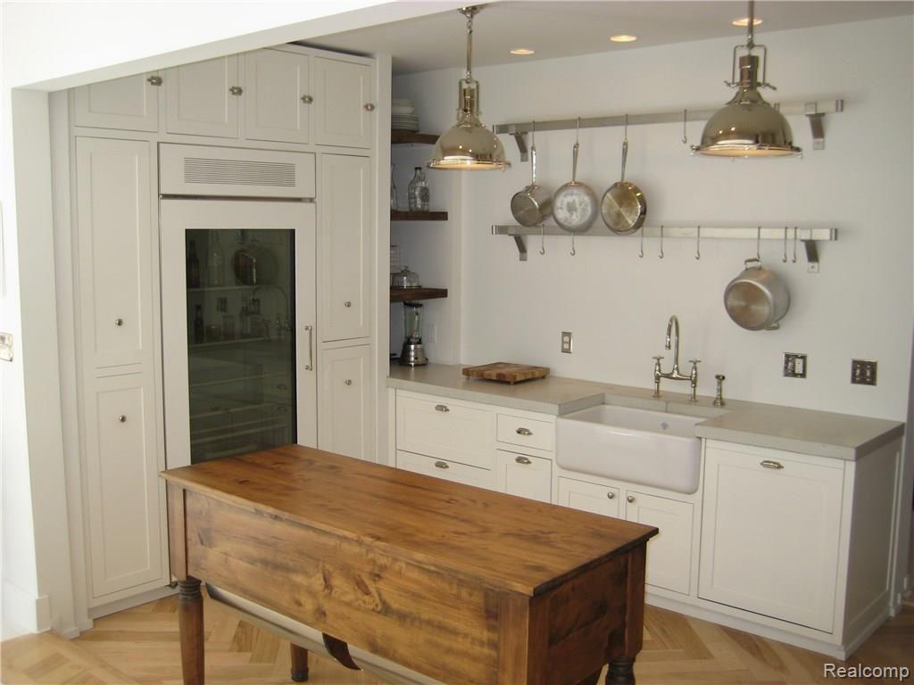 116 Kerby Road Grosse Pointe, MI 48236 - Photo 3 of 15 IMG_9466.JPG