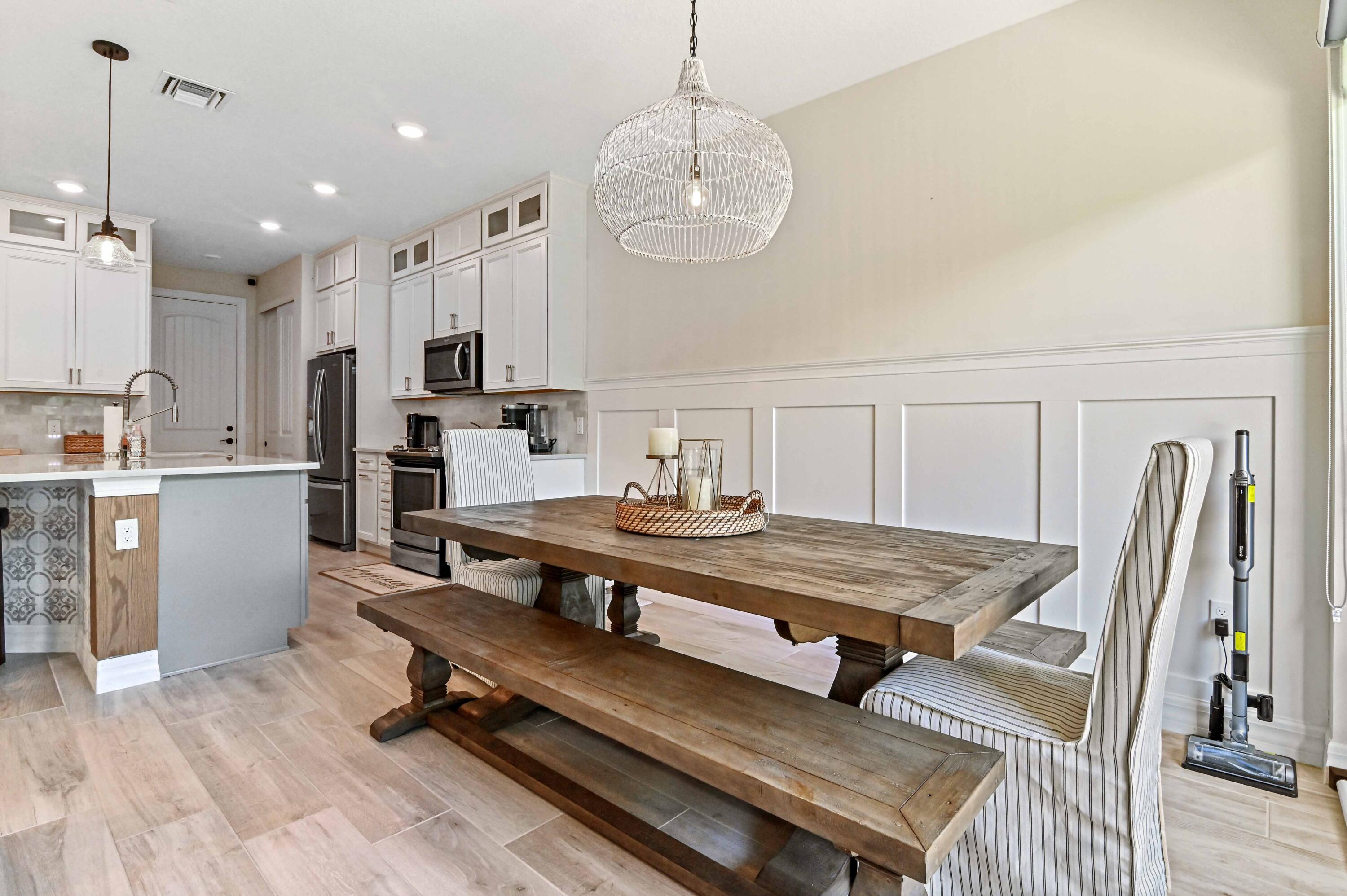 8282 Cadre Noir Road Lake Worth, FL 33467 - Photo 12 of 34 12 Dining 01