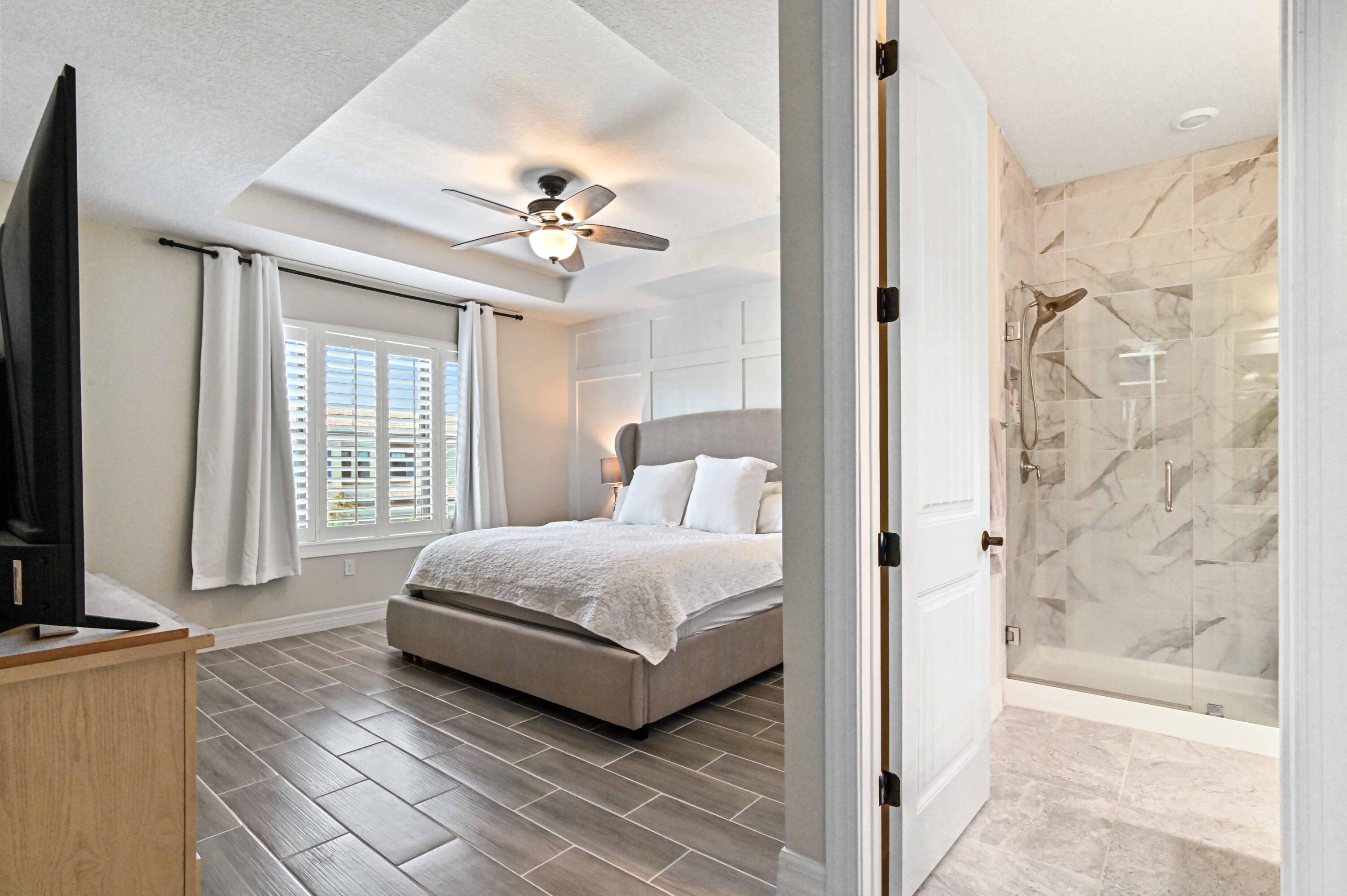 8282 Cadre Noir Road Lake Worth, FL 33467 - Photo 17 of 34 16 Hallway 01