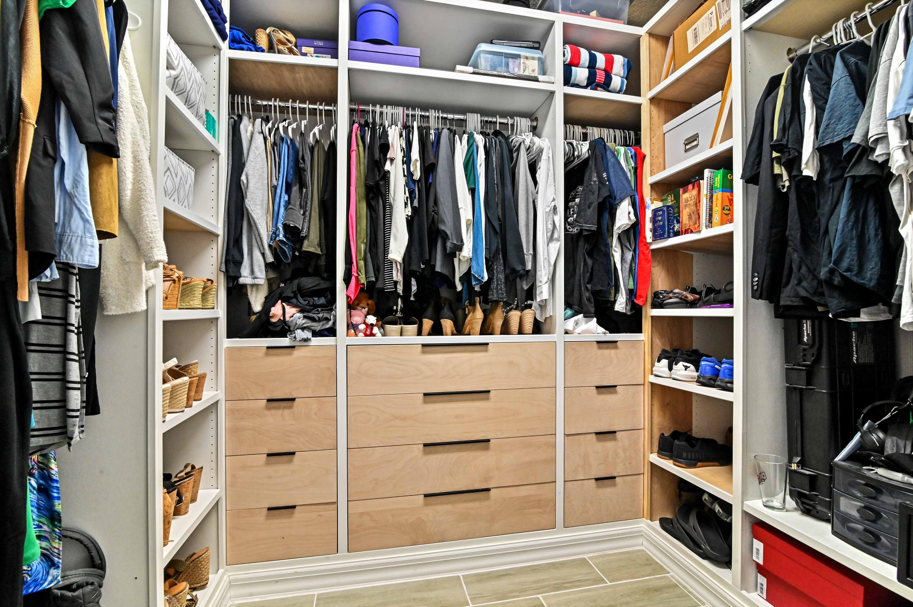 8282 Cadre Noir Road Lake Worth, FL 33467 - Photo 23 of 34 23 Closet 01