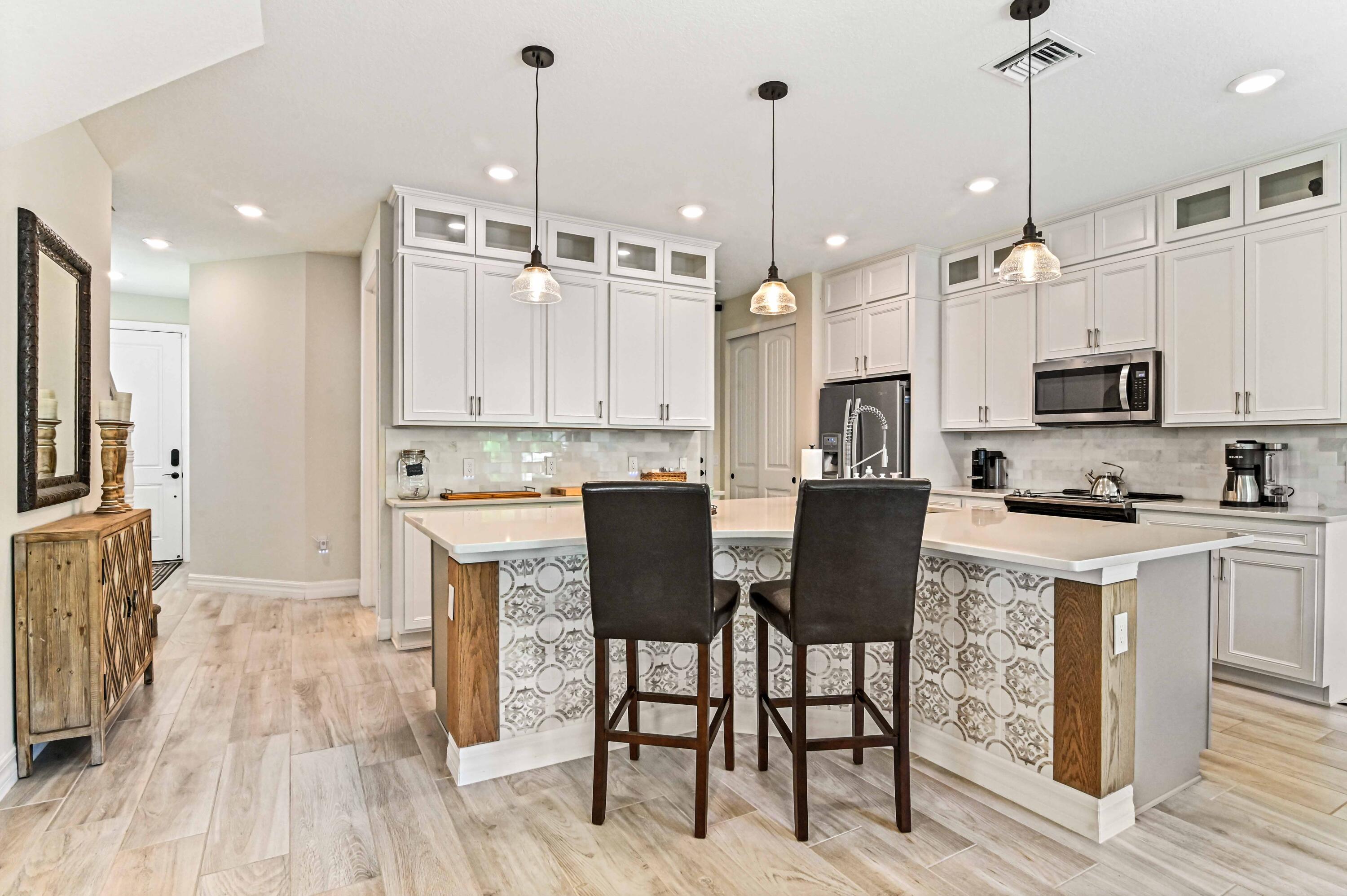 8282 Cadre Noir Road Lake Worth, FL 33467 - Photo 8 of 34 08 Kitchen 01