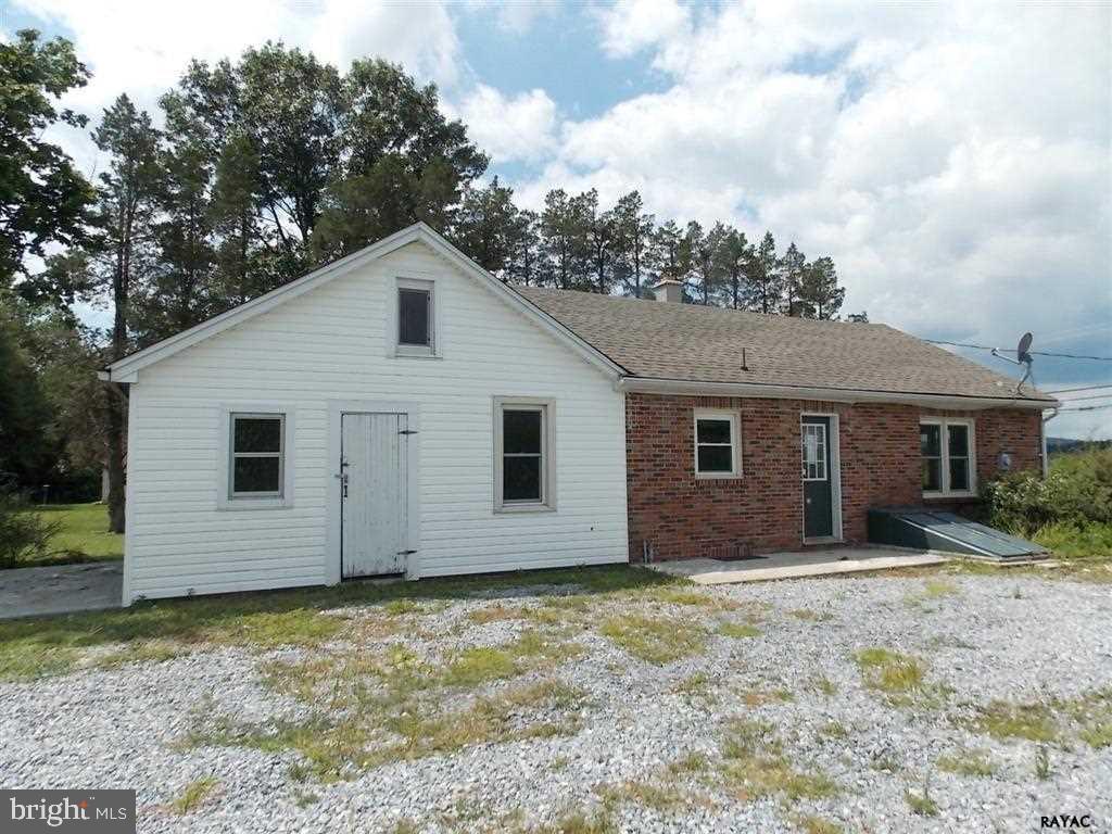 1240 East Canal Road Dover, PA 17315 - Photo 2 of 24 Gallery Image 2