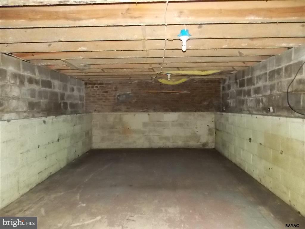 1240 East Canal Road Dover, PA 17315 - Photo 21 of 24 Gallery Image 21