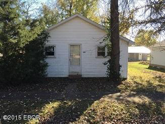 202 East Pershing Valier, IL 62891 - Photo 1 of 27 Gallery Image 1