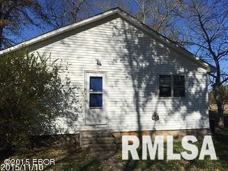 202 East Pershing Valier, IL 62891 - Photo 12 of 27 Gallery Image 12