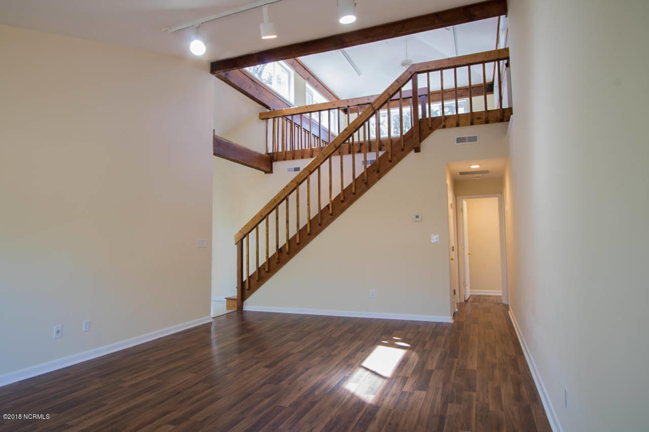3509 Country Club Road Morehead City, NC 28557 - Photo 5 of 22 IMG_0876