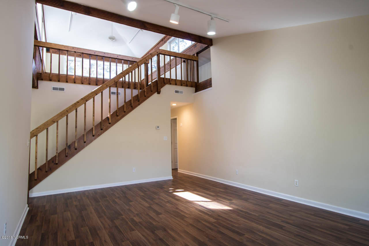 3509 Country Club Road Morehead City, NC 28557 - Photo 6 of 22 IMG_0877