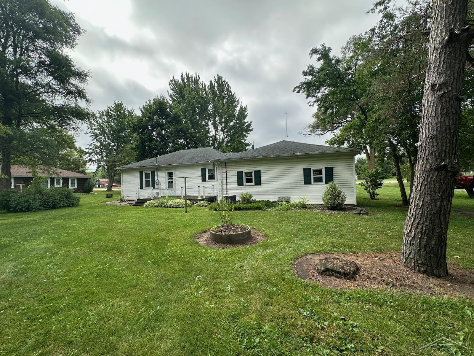 15620 Gratiot Road Hemlock, MI 48626 - Photo 30 of 32
