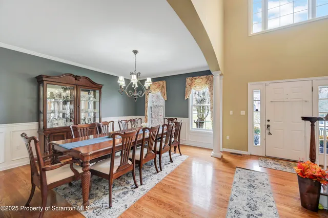 $739,000 | 708 Clover Lane, Moscow, PA 18444