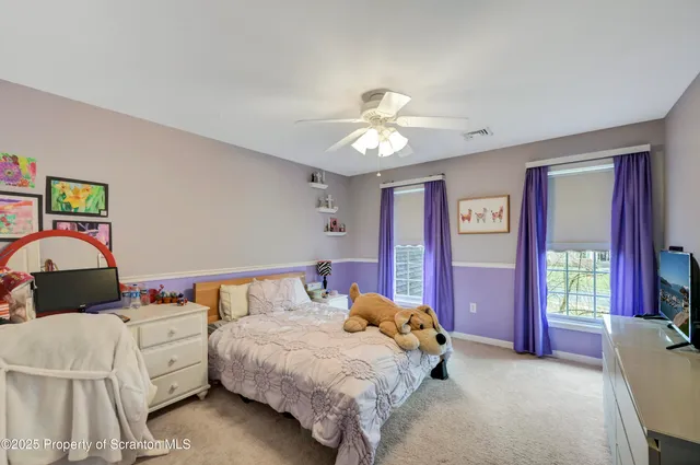 $739,000 | 708 Clover Lane, Moscow, PA 18444