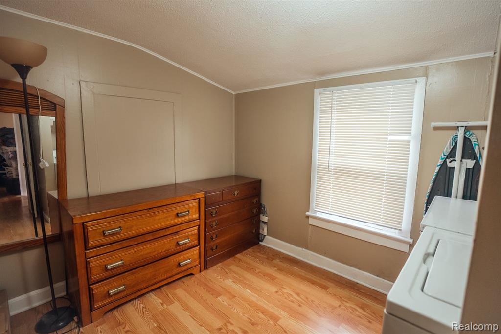 39 Heights Road Lake Orion, MI 48362 - Photo 25 of 29
