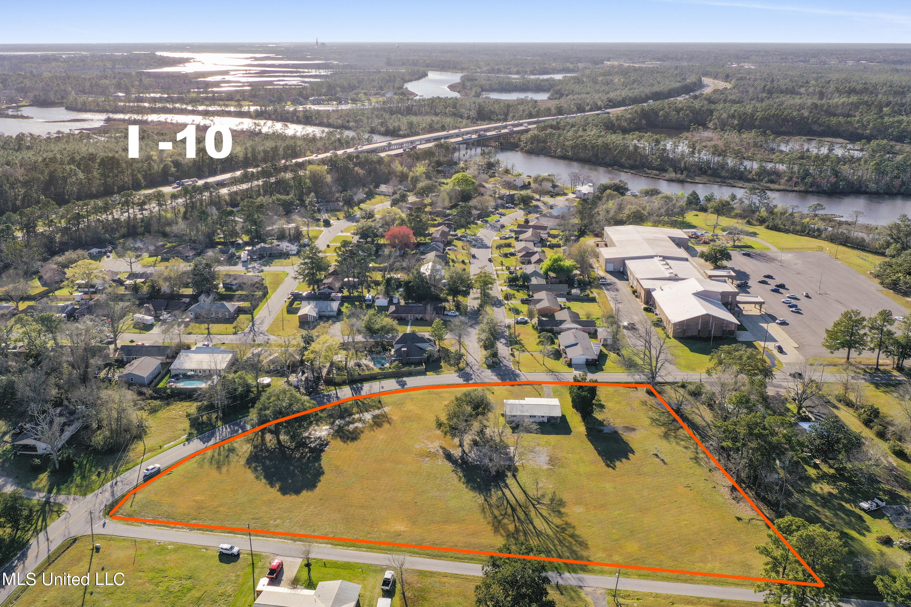 11532 Cedar Lake Road Biloxi, MS 39532 - Photo 5 of 8 008