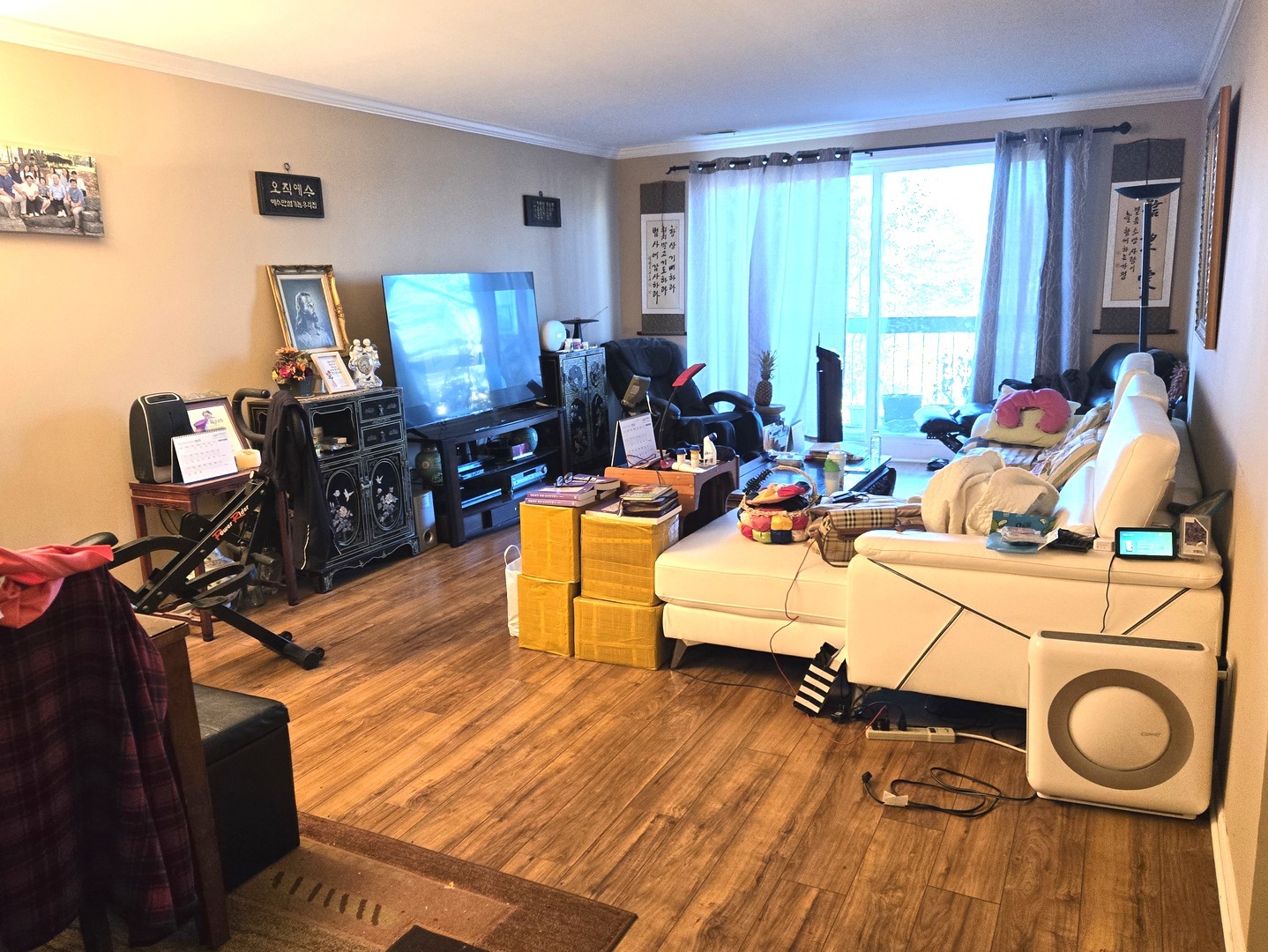 8101 West Courte Drive, Unit 307 Niles, IL 60714 - Photo 2 of 5