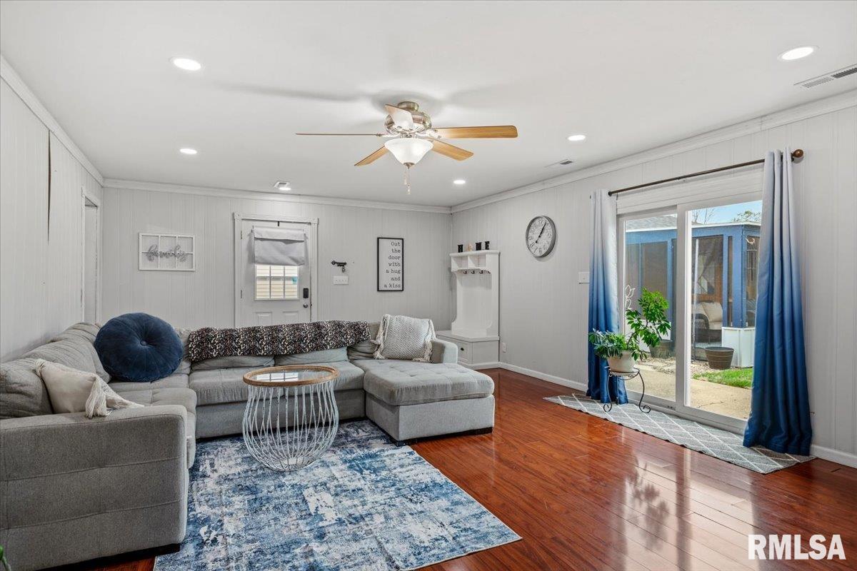 1705 Fairfield Drive Springfield, IL 62702 - Photo 17 of 31