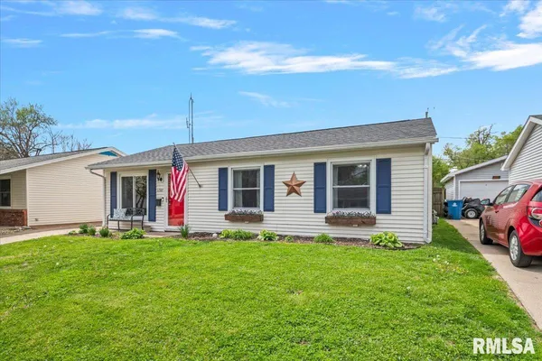 $159,900 | 1705 Fairfield Drive, Springfield, IL 62702