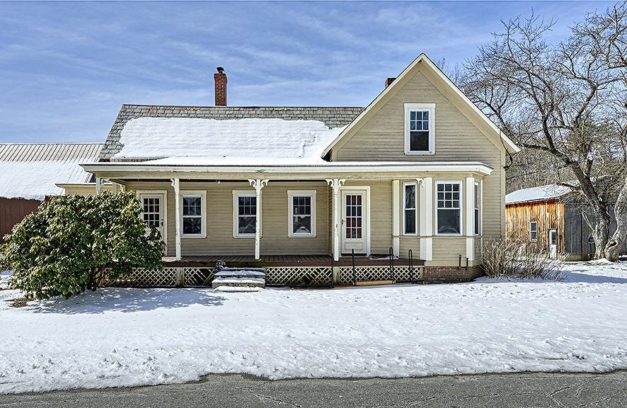 22 Old Chesterfield Road Winchester, NH 03470 - Photo 1 of 38 Gallery Image 1