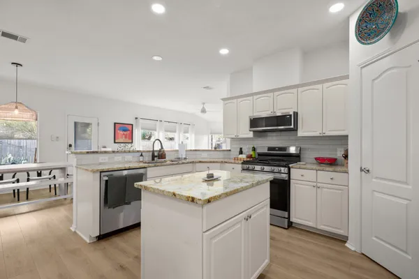 $3,200 | 4523 Ramies Run, Austin, TX 78749