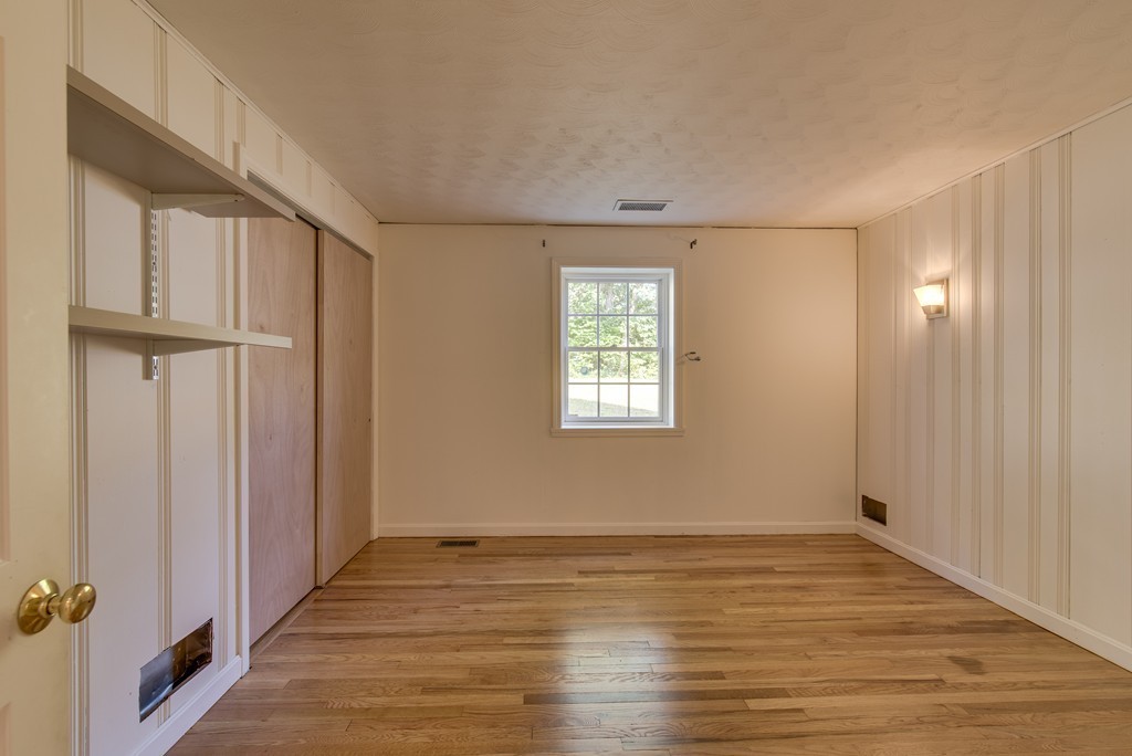 41 Liberty Pole Road Hingham, MA 02043 - Photo 11 of 13 Gallery Image 11