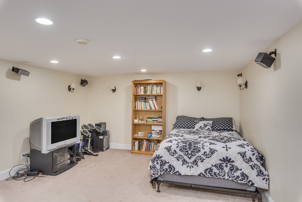 41 Liberty Pole Road Hingham, MA 02043 - Photo 13 of 13 Gallery Image 13