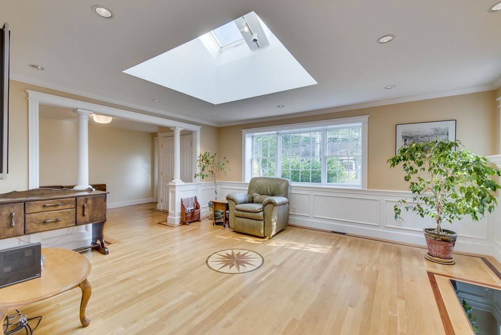 41 Liberty Pole Road Hingham, MA 02043 - Photo 4 of 13 Gallery Image 4