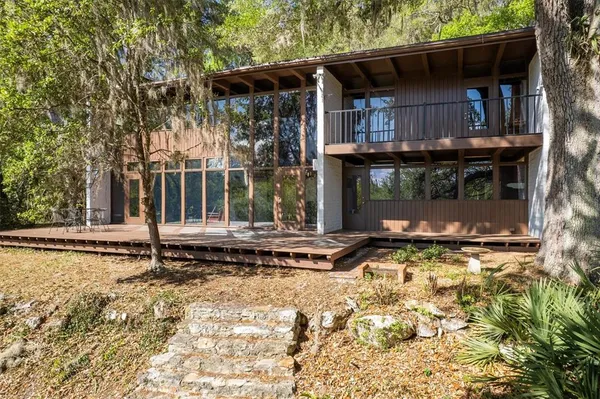 $975,000 | 6424 Southwest 26 Place, Gainesville, FL 32608