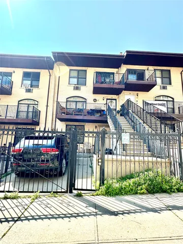 $869,000 | 1389 Shakespeare Avenue | Highbridge