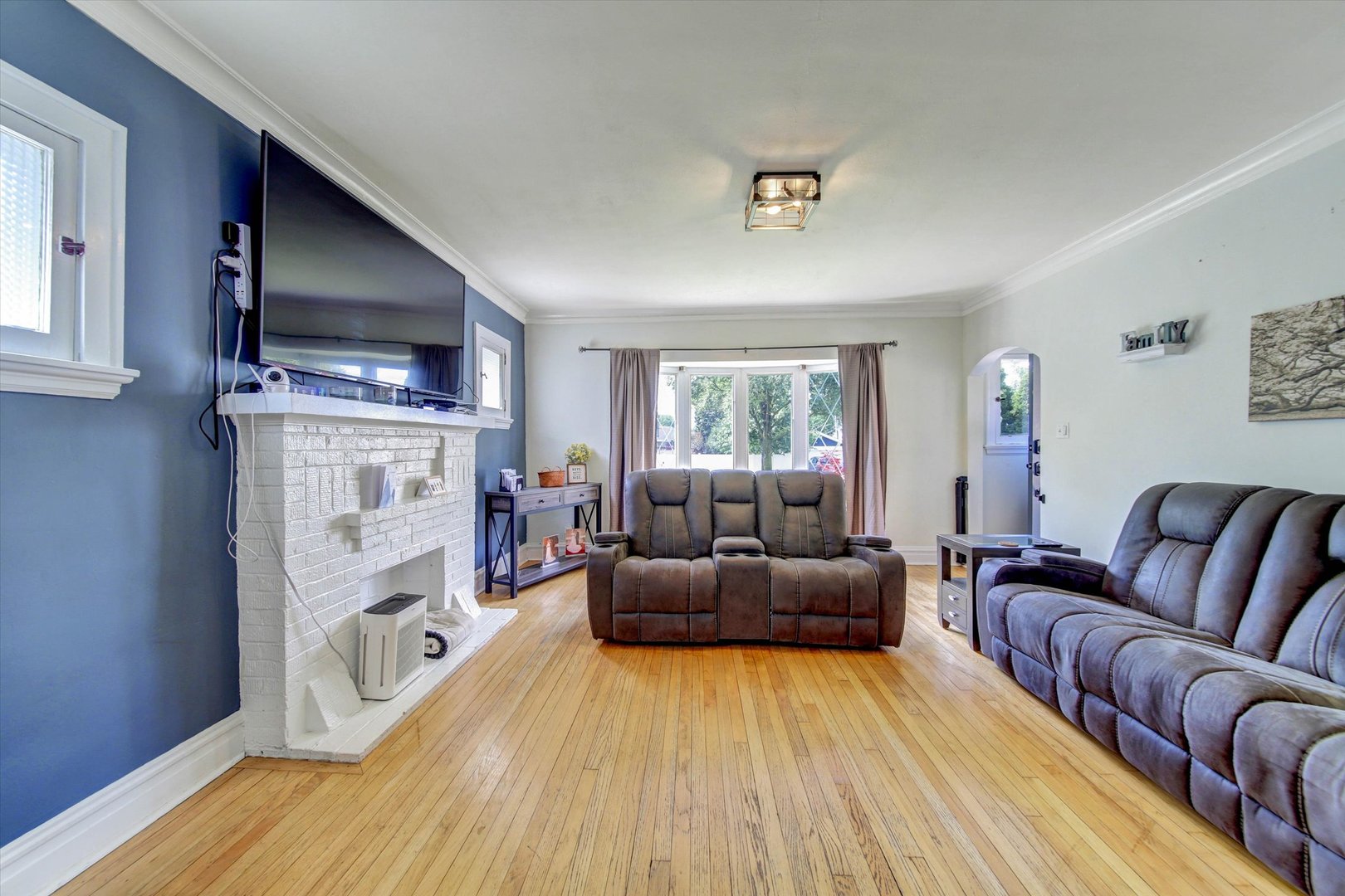 655 Albert Street Elmhurst, IL 60126 - Photo 4 of 28