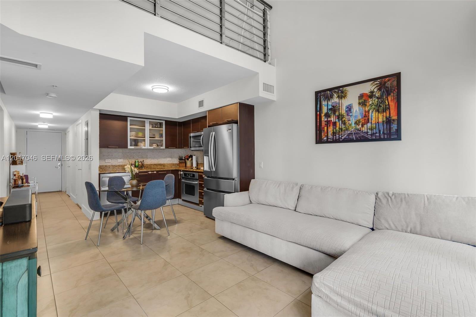 41 Southeast 5th Street, Unit 908 Miami, FL 33131 - Photo 1 of 26