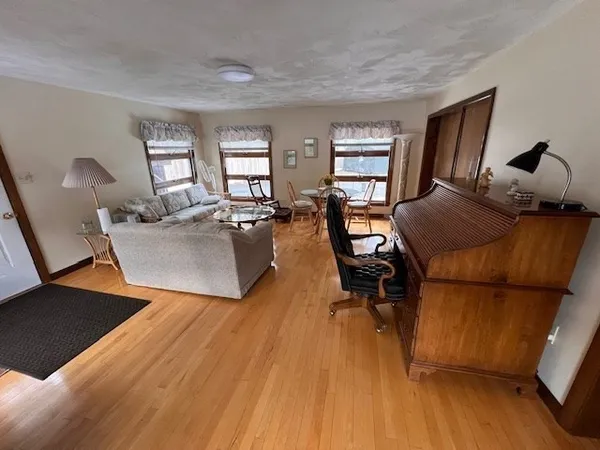 $1,900 | 59 South Shore Drive, Unit 1, Orange, MA 01364