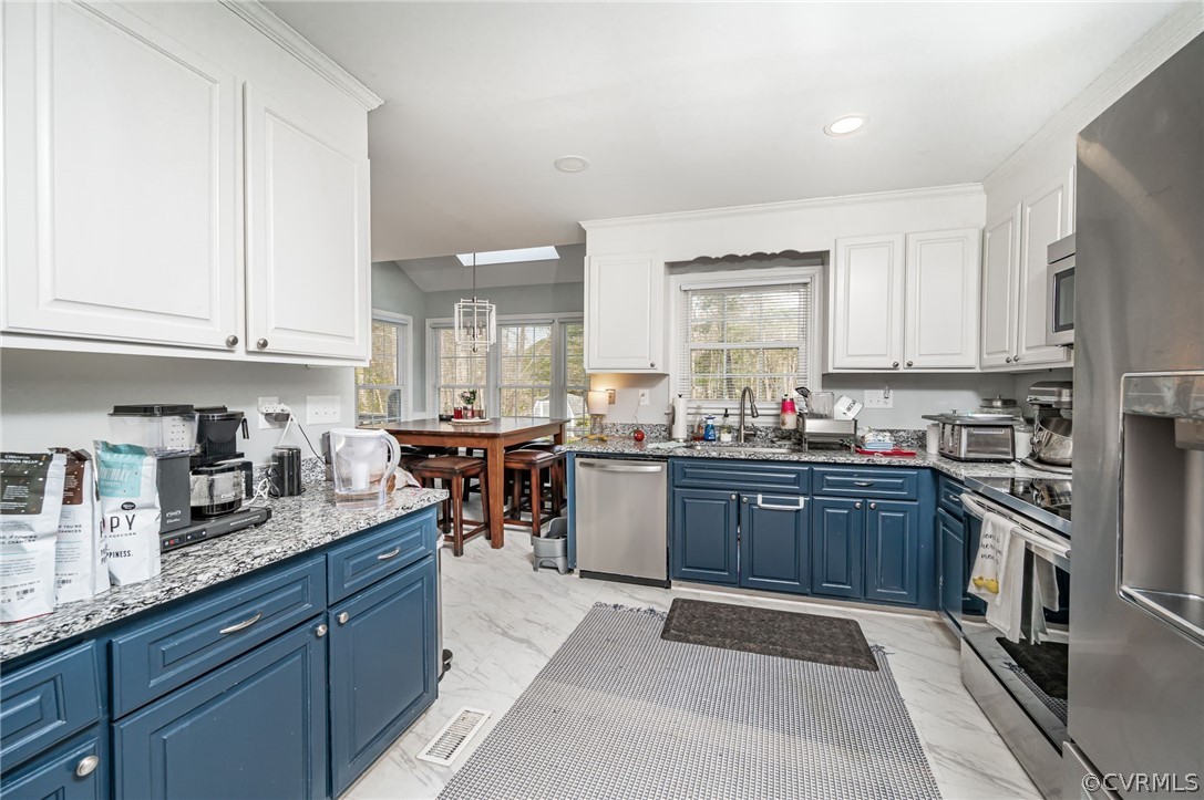 14808 Acorn Ridge Place Midlothian, VA 23112 - Photo 8 of 21 Gallery Image 8