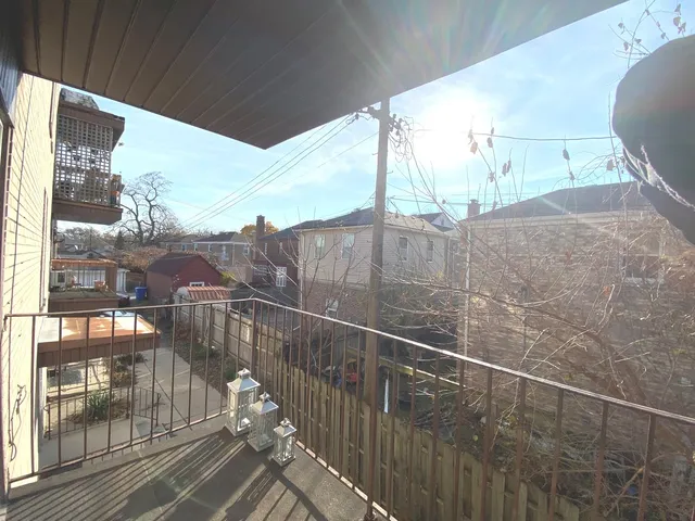 $225,000 | 5815 North Spaulding Avenue, Unit 2C, Chicago, IL 60659