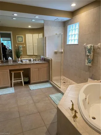 $13,000 | 2662 Bolero Drive, Unit 1002, Naples, FL 34109