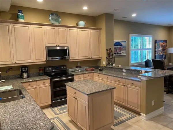 $13,000 | 2662 Bolero Drive, Unit 1002, Naples, FL 34109