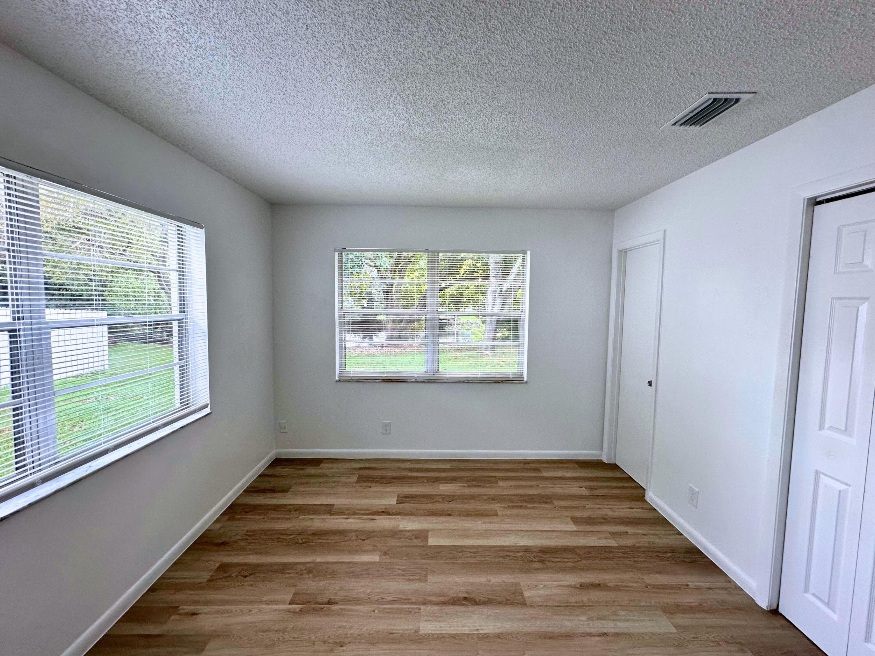 3662 Davis Road, Unit 3668 Palm Springs, FL 33461 - Photo 18 of 19 10 (19)
