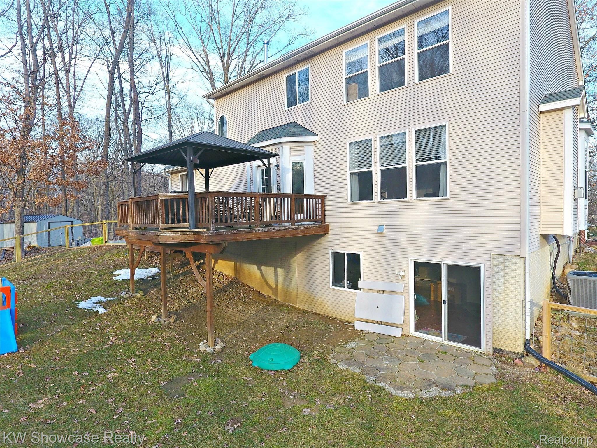 1787 Porter Road White Lake, MI 48383 - Photo 37 of 37 Porter Rd Walk-Out Patio.jpg