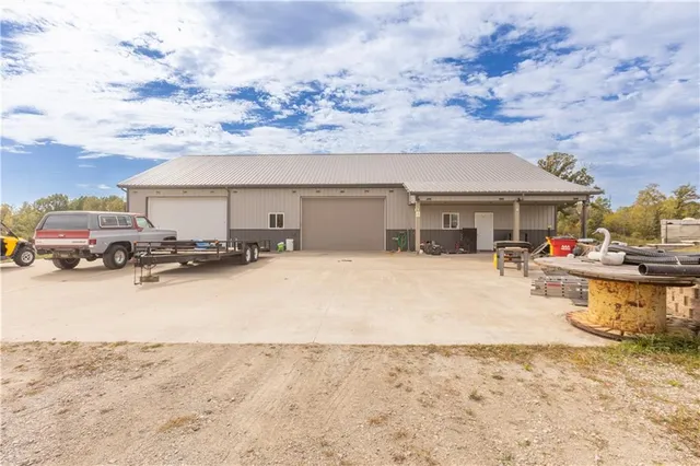 $975,000 | 18494 Linwood Road, Linwood, KS 66052