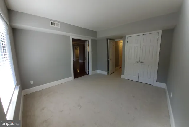 a view of empty room with window