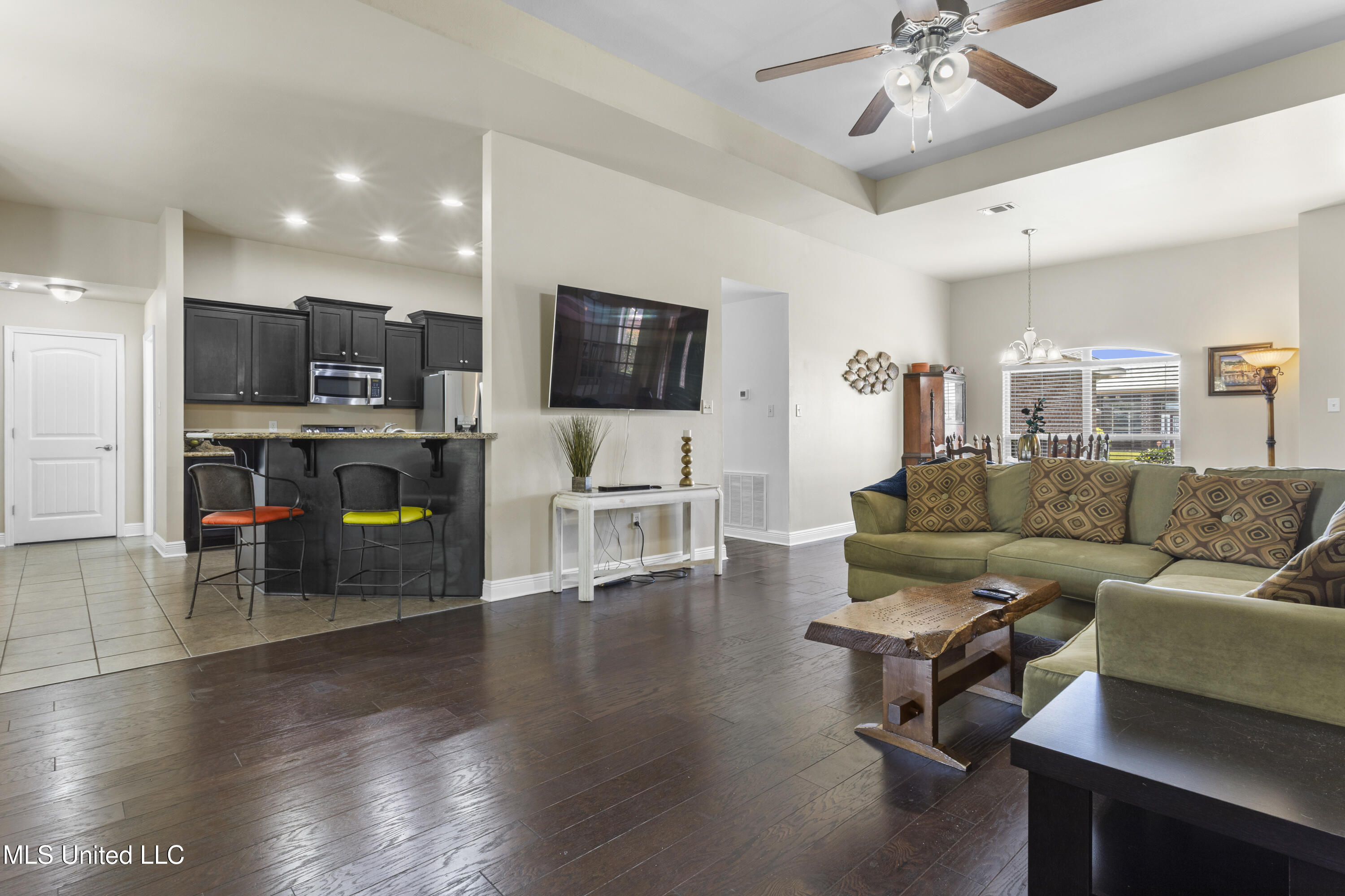 122 Gannet Lane Ocean Springs, MS 39564 - Photo 10 of 45 0011