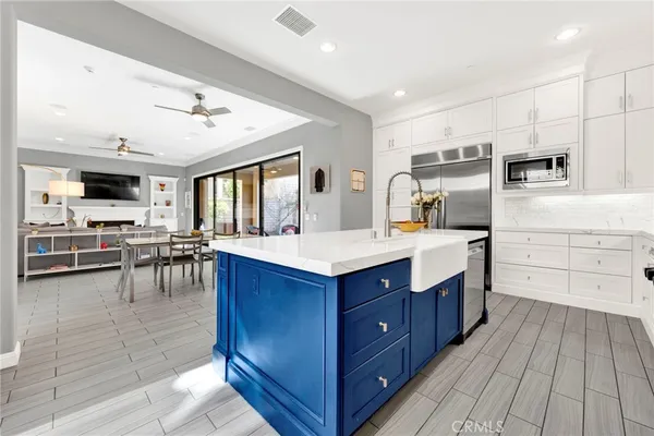 $2,098,000 | 17 Tigerlily, Lake Forest, CA 92630