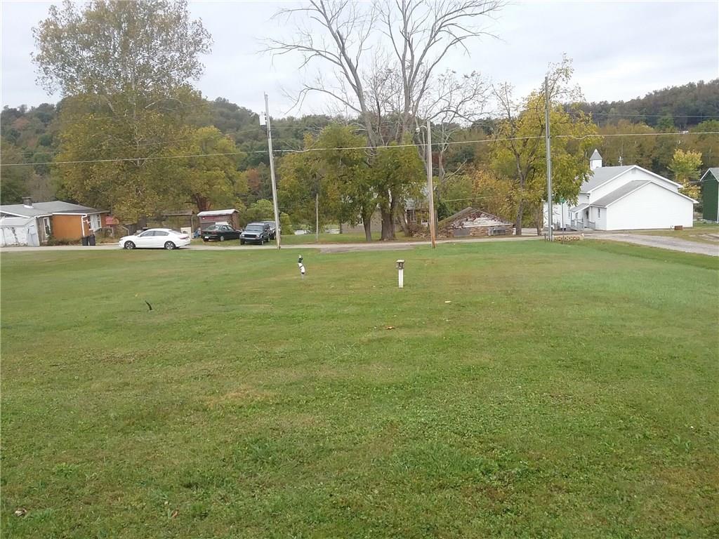114 Spring Street Dunbar, PA 15431 - Photo 6 of 8