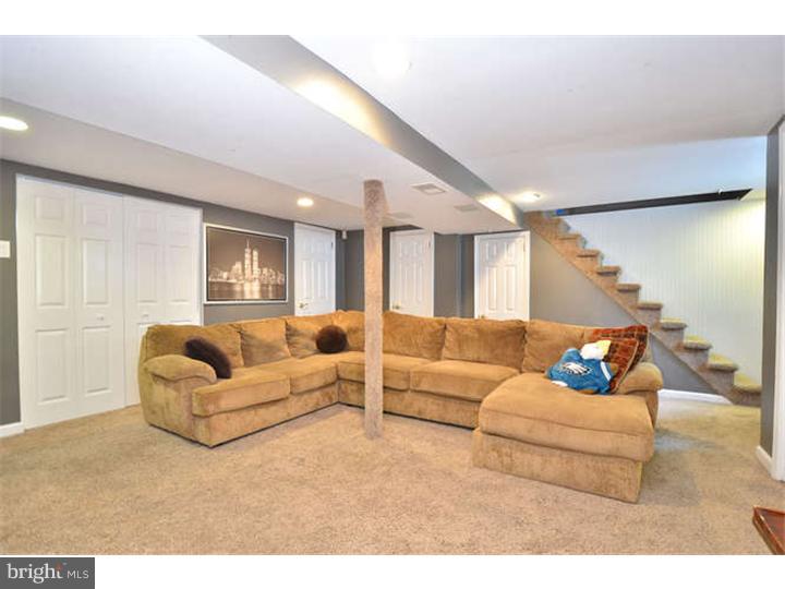 235 Hawthorne Road Morton, PA 19070 - Photo 17 of 24