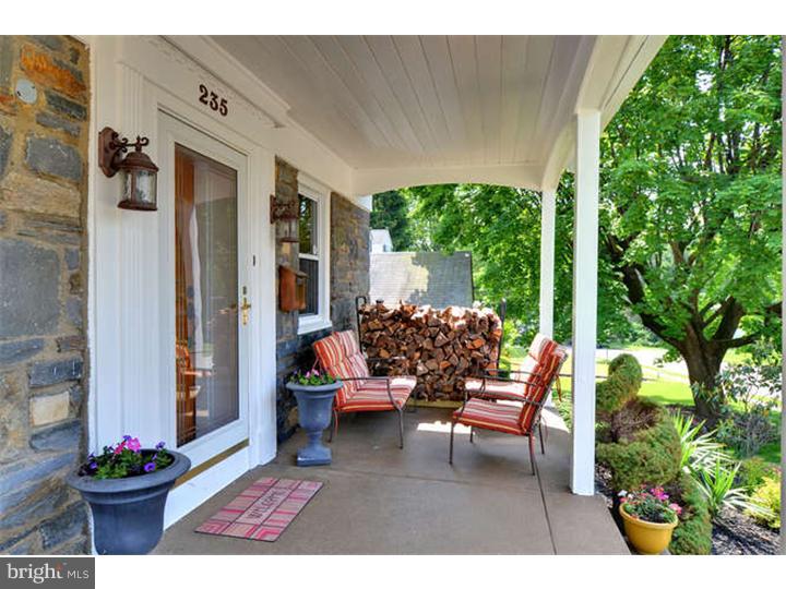 235 Hawthorne Road Morton, PA 19070 - Photo 19 of 24