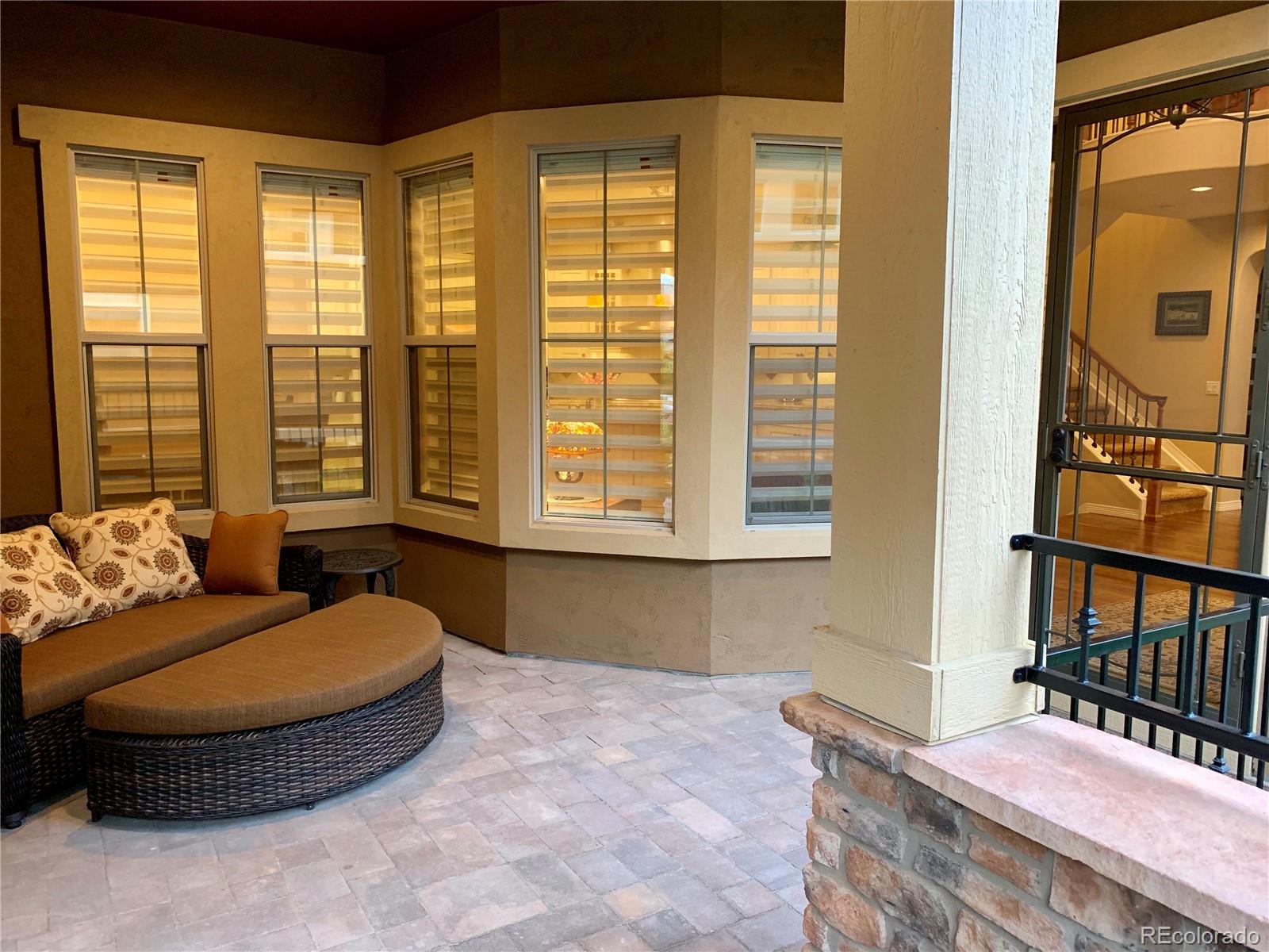 9515 Pendio Court Highlands Ranch, CO 80126 - Photo 2 of 12 Gallery Image 2