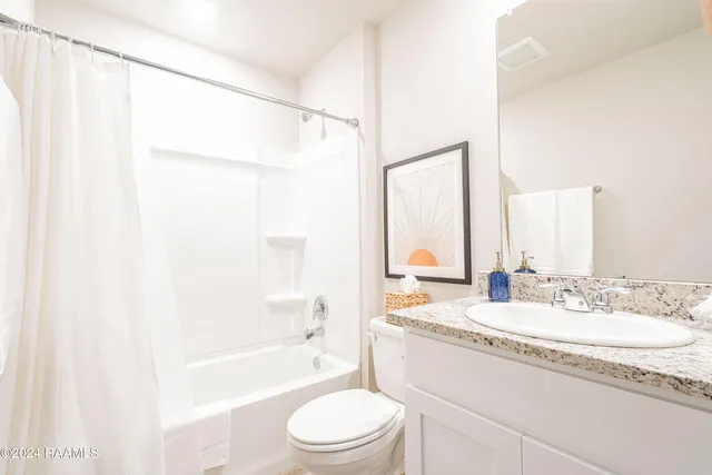 $4,000 | 1802 Saddle Back Ridge, New Iberia, LA 70560