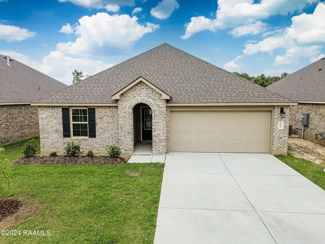 $4,000 | 1802 Saddle Back Ridge, New Iberia, LA 70560