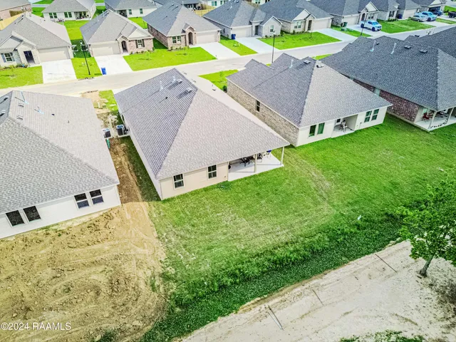 $4,000 | 1802 Saddle Back Ridge, New Iberia, LA 70560