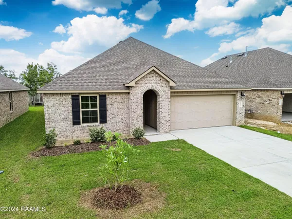 $4,000 | 1802 Saddle Back Ridge, New Iberia, LA 70560