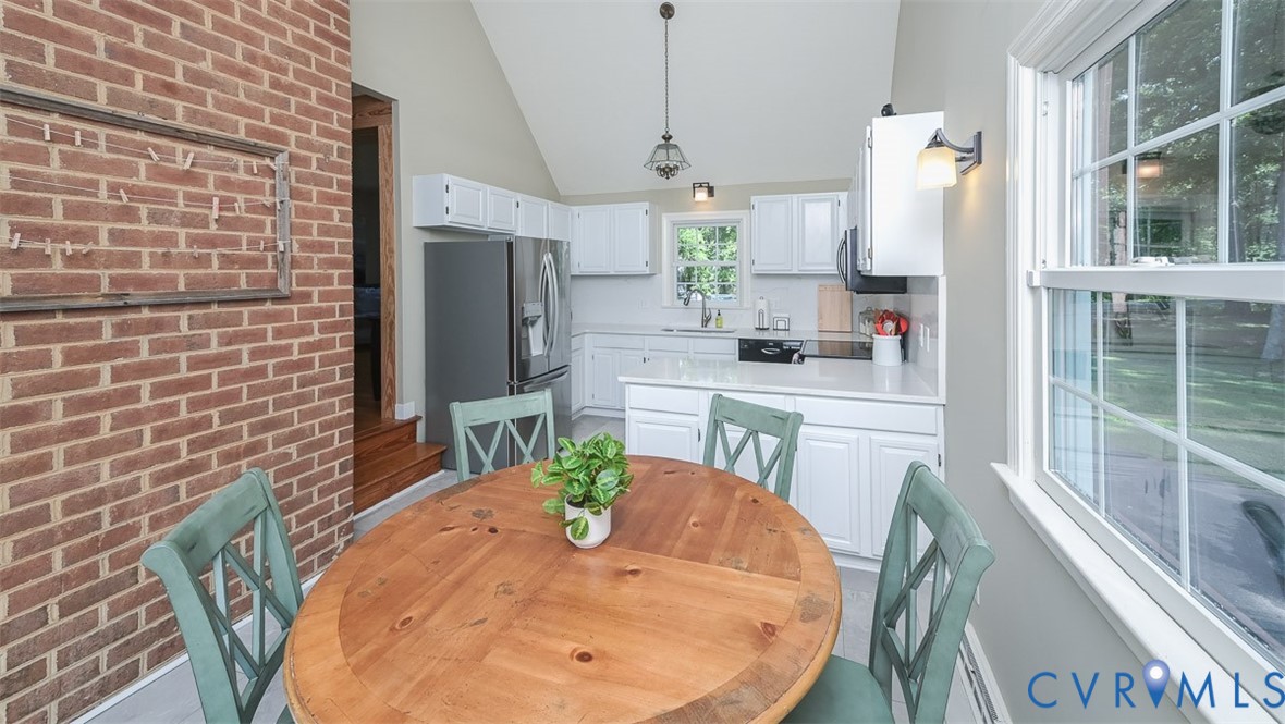 1113 Santa Anna Road Henrico, VA 23229 - Photo 19 of 56