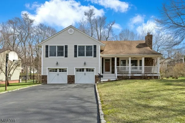 $979,000 | 42 Arden Court, Berkeley Heights, NJ 07922