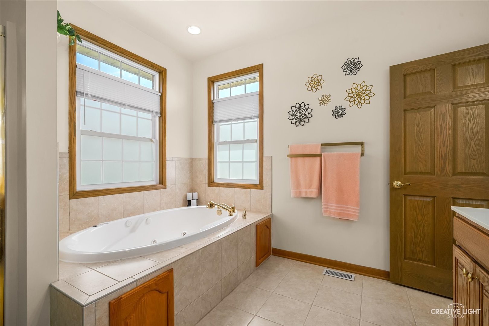 1502 Cherry Road Oswego, IL 60543 - Photo 23 of 53 Gallery Image 23